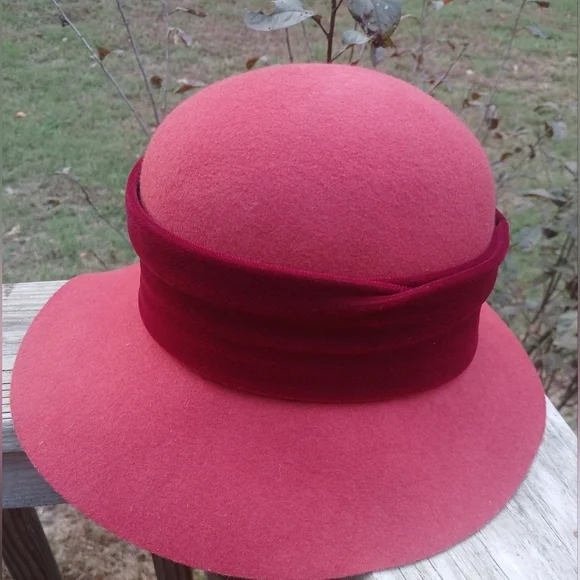 Source Unknown | Accessories | Burgundy 0 Wool Felt Womens 